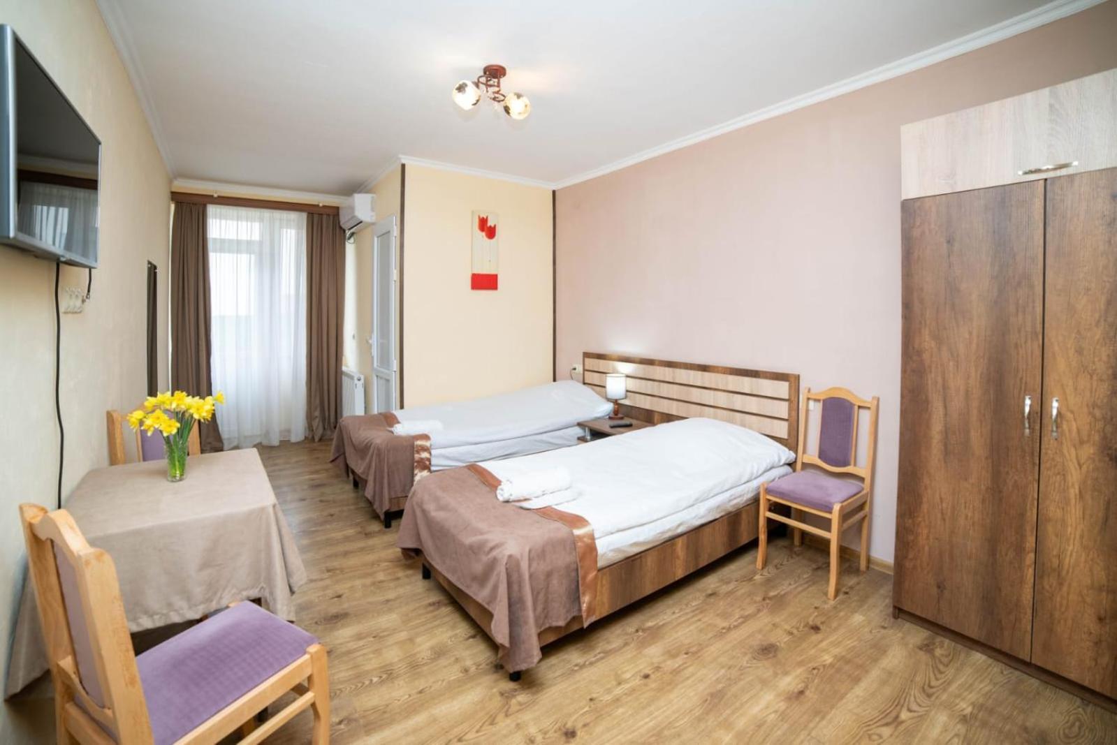 Guest House Kavkasioni 33 Telavi Exterior foto